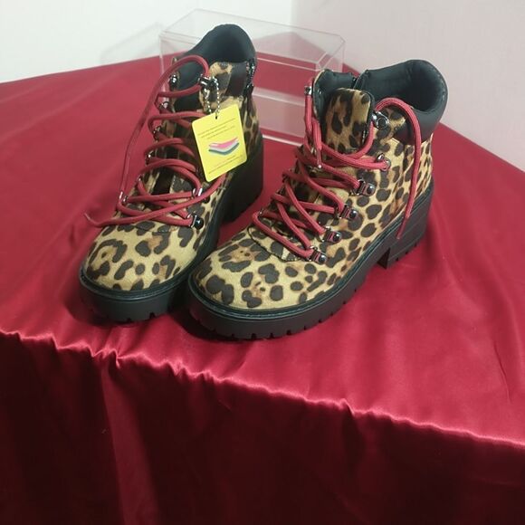 Skechers Teen Spirit Leopard Hiker Combat Lace up Boots Size 7.5 Y2K Chunky Plat - Picture 9 of 9